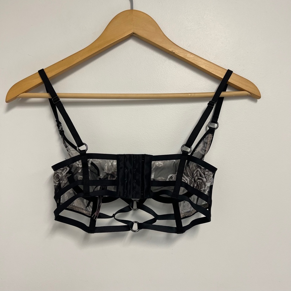 victoria secret very sexy bra